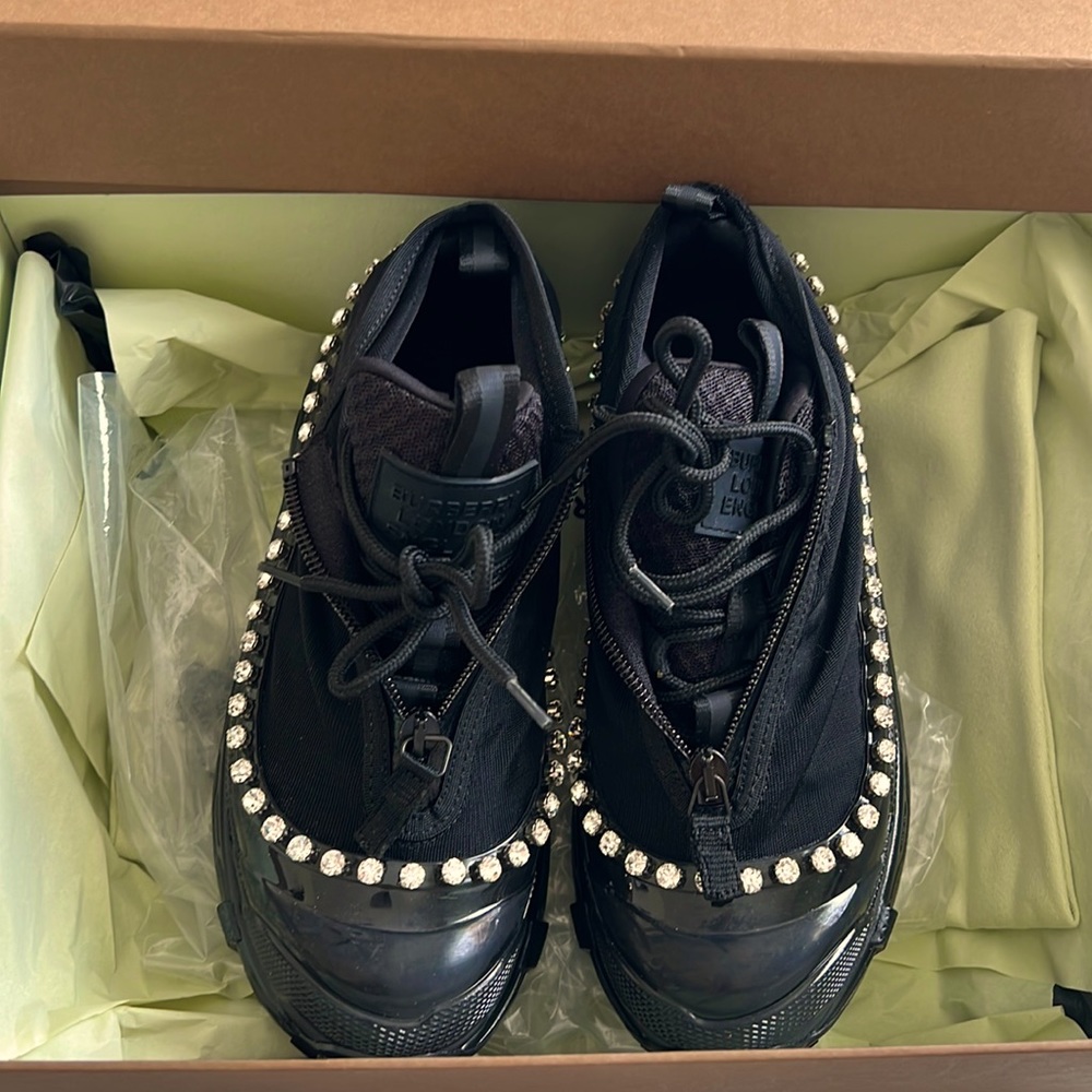 Burberry Arthur Trainer sneakers with Rhinestones